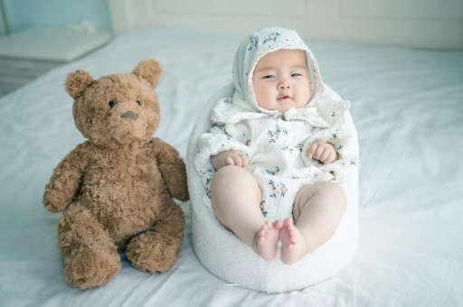 周口宝宝吃不饱母乳的症状